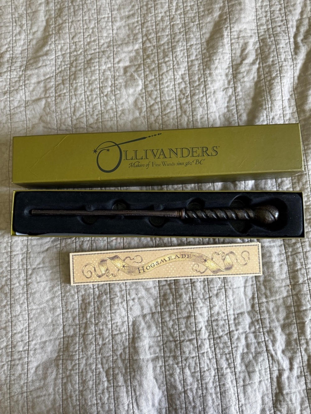 Harry Potter Ollivanders Decorative Wand with Olive Gift Box